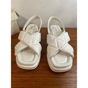NEW Anne Klein Womens 7 White Padded Puffy Criss Cross Slingback Platform Sandal